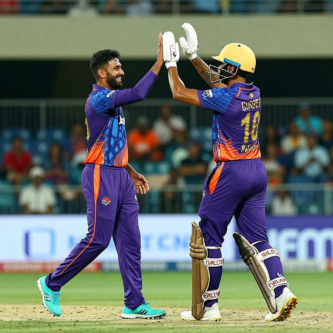ফাঁপা বিশ্লেষণের মহামারি: ক্রিকেটের ডেটা-যুগ যখন তথ্যহীন রিপোর্ট গড়ে