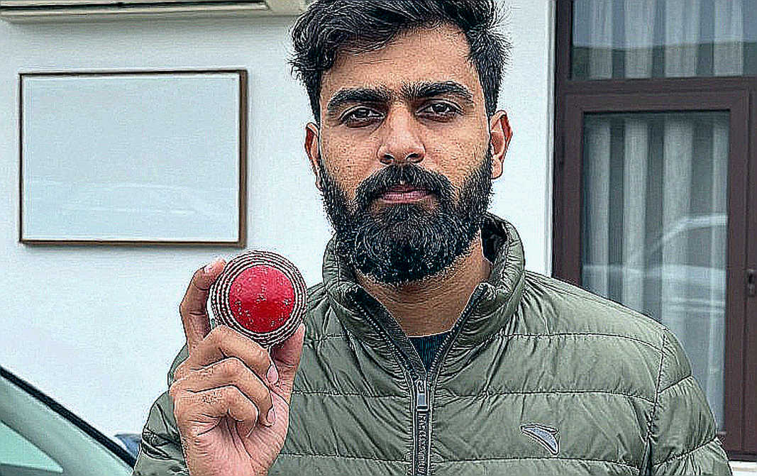 রিলিজ লিস্টই আসল ট্রান্সফার উইন্ডো: ডেথ-ওভারের দাম, পার্সের অঙ্ক আর অকশন-রুমের টাইমস্ট্যাম্প